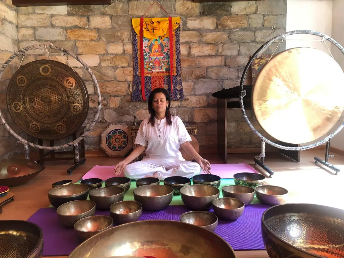 Sound healing with Himalayan singing bowls