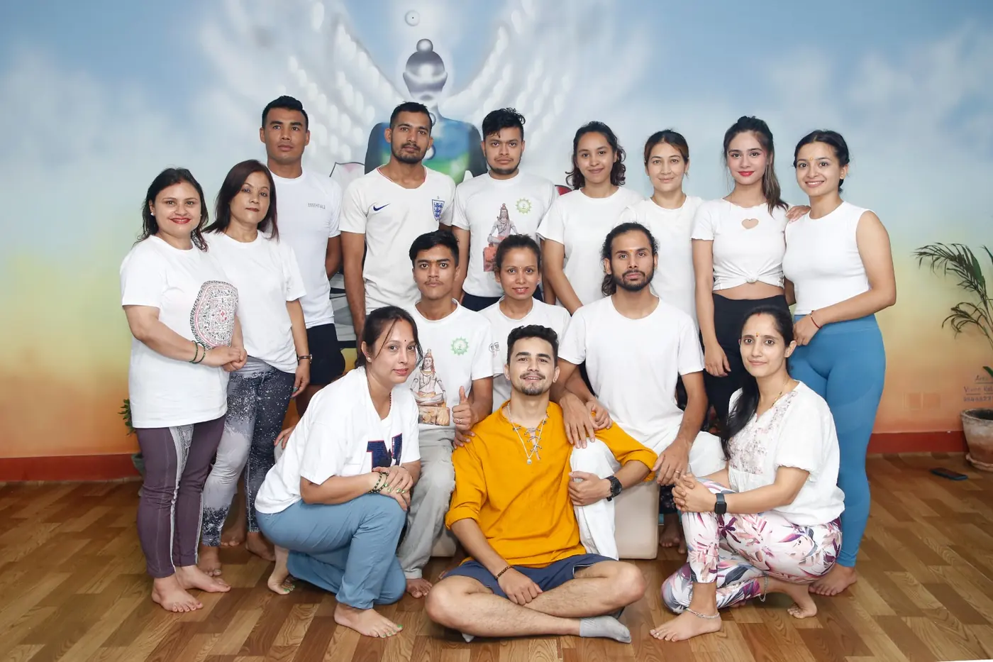 Students and teachers of Shiv Tattva Yog School